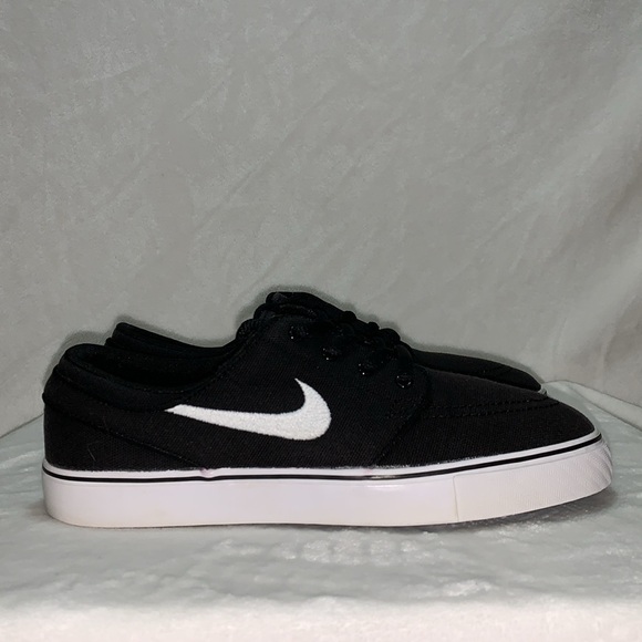 Nike SB Stefan Janoski Canvas Black/White womens size 7.5 men's size 6/euro 38.5 - Picture 2 of 8